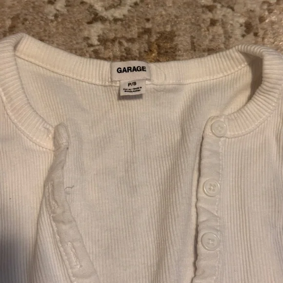 SLEEVELESS TOP - Picture 2 of 2